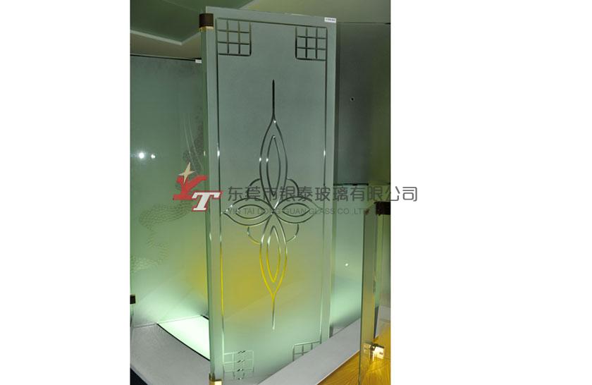 Furniture industry bathroom glass
